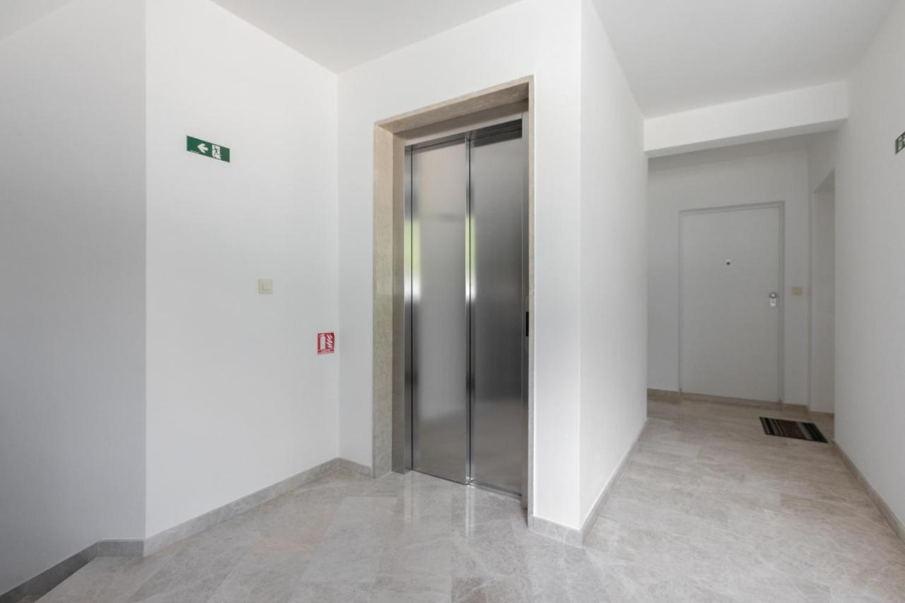 Silver Sea Apartment Makarska Exterior foto