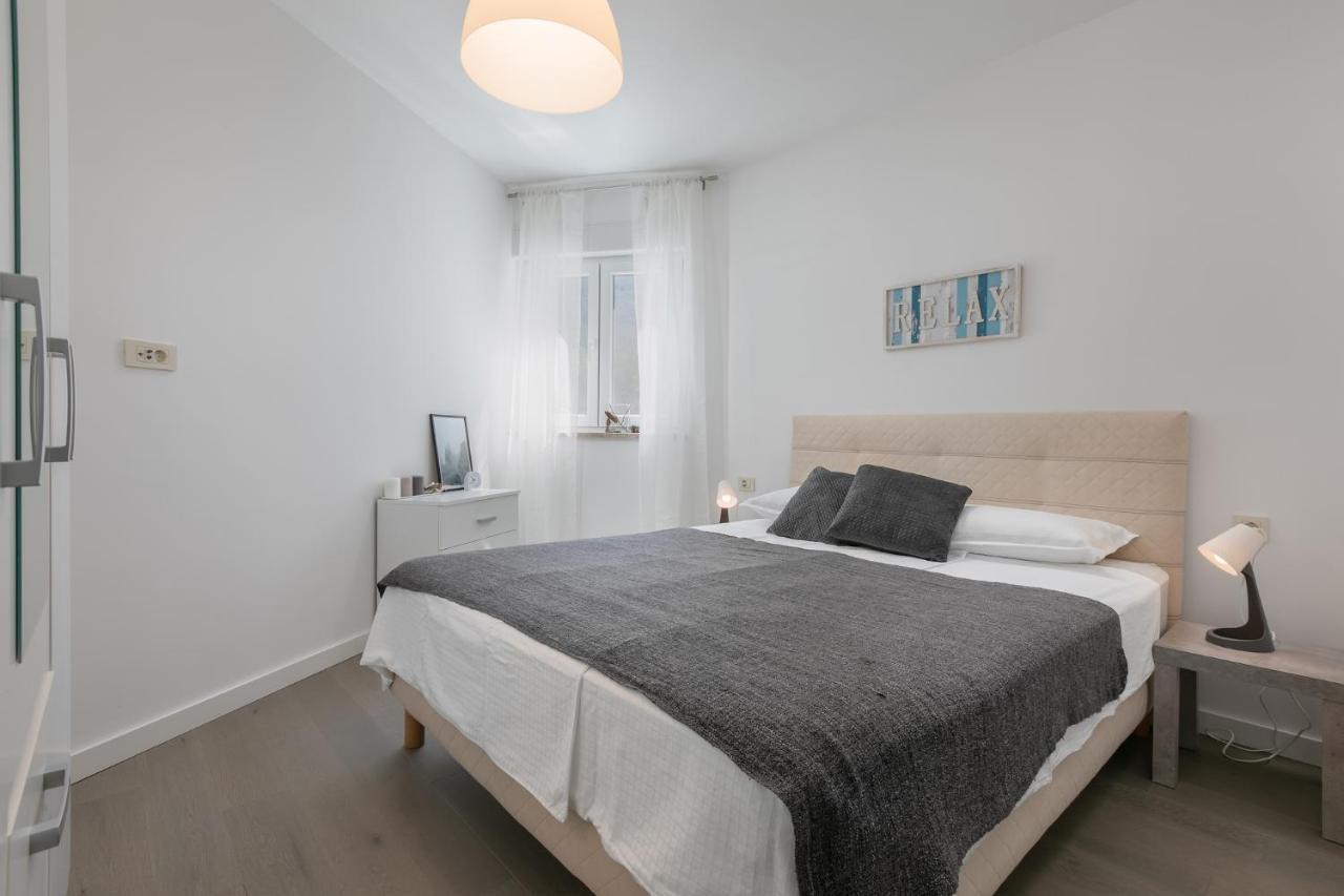 Silver Sea Apartment Makarska Exterior foto
